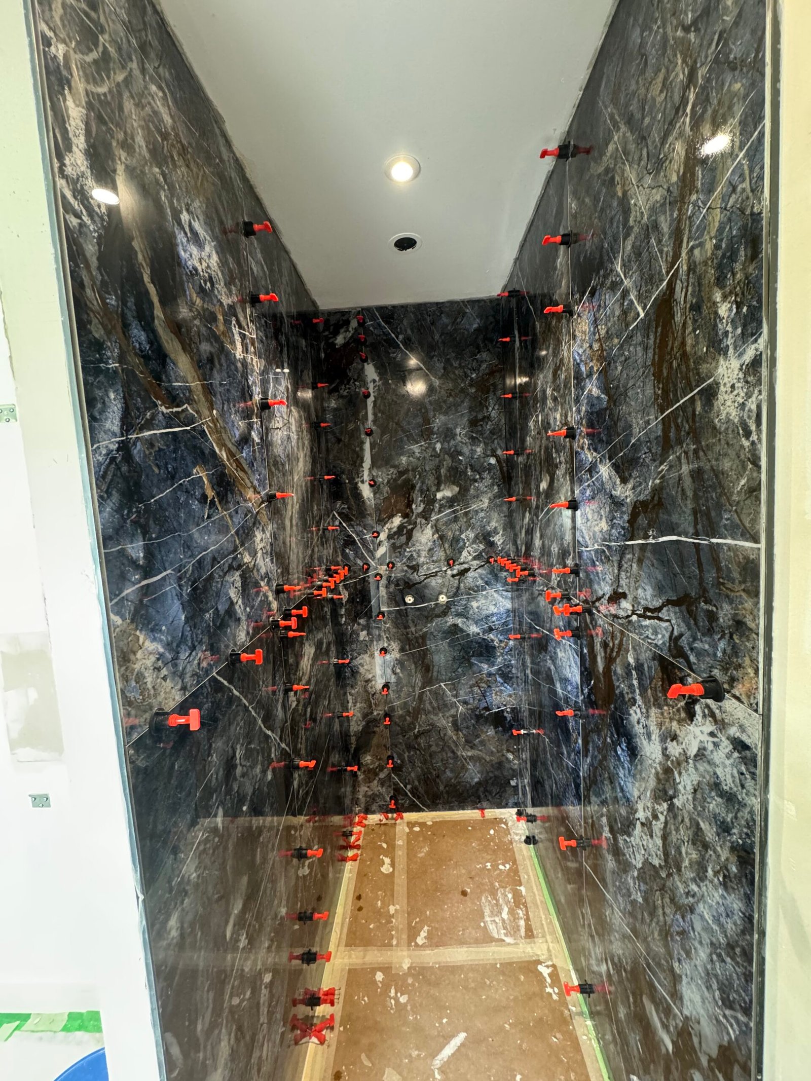 Pose carrelage renovation salle de bain Tours - Carreleur 37